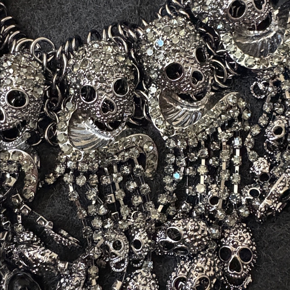 Eyecandy Gothic Skull Statement Necklace Chainmail Rhinestone Choker Punk - Picture 2 of 5